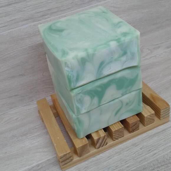 3x Handmade Country Green Apple Soap Bars - Picture 4 of 4